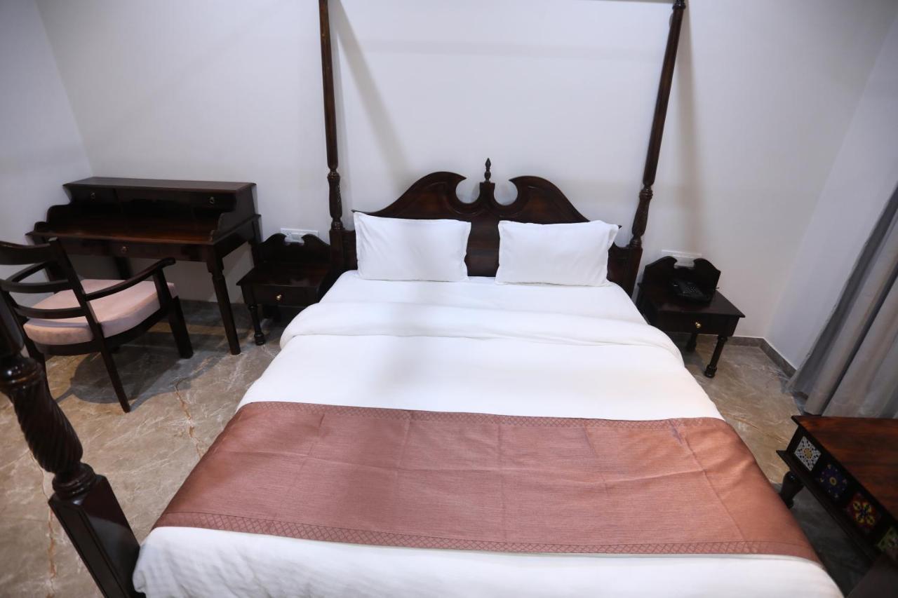 Chandan Kasturi Resort Dariāwad Kültér fotó